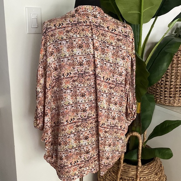 Victoria’s Secret Beach Coverup Set - Picture 10 of 10